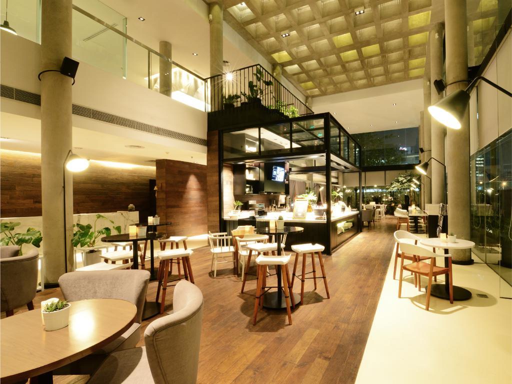 Morrissey Hotel Джакарта Экстерьер фото