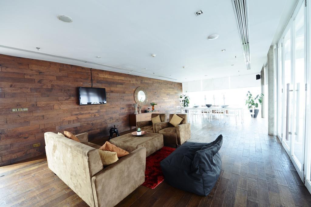 Morrissey Hotel Джакарта Экстерьер фото